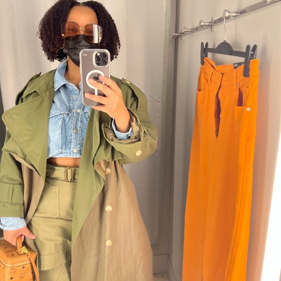 Meet your Posher, Deshawn - Picture 2 of 6